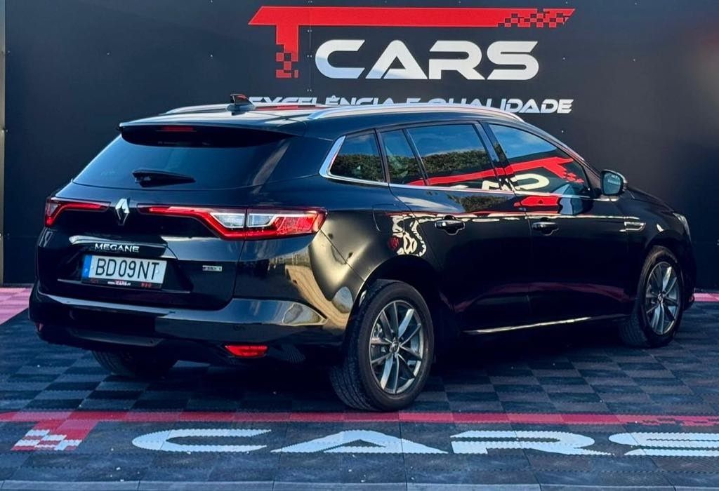 renault-megane-sport-tourer-2018-diesel-1461cc