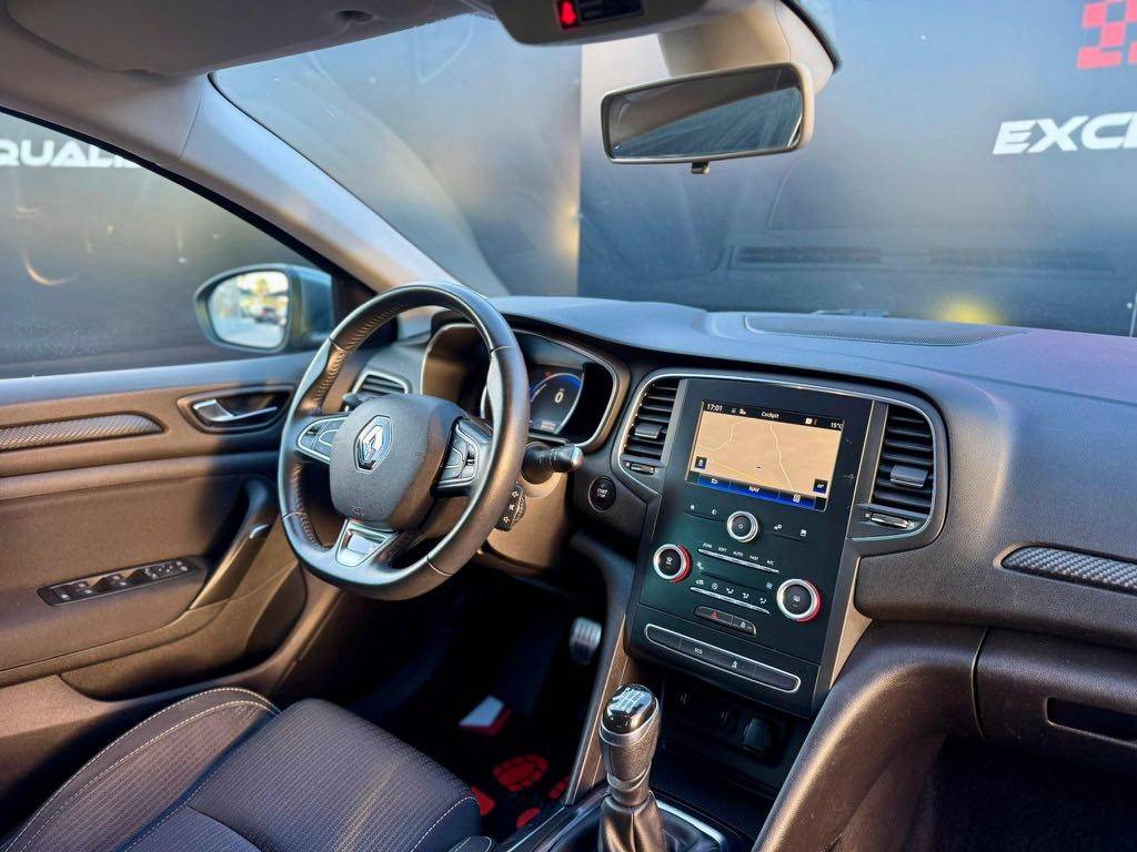 renault-megane-sport-tourer-2018-diesel-1461cc