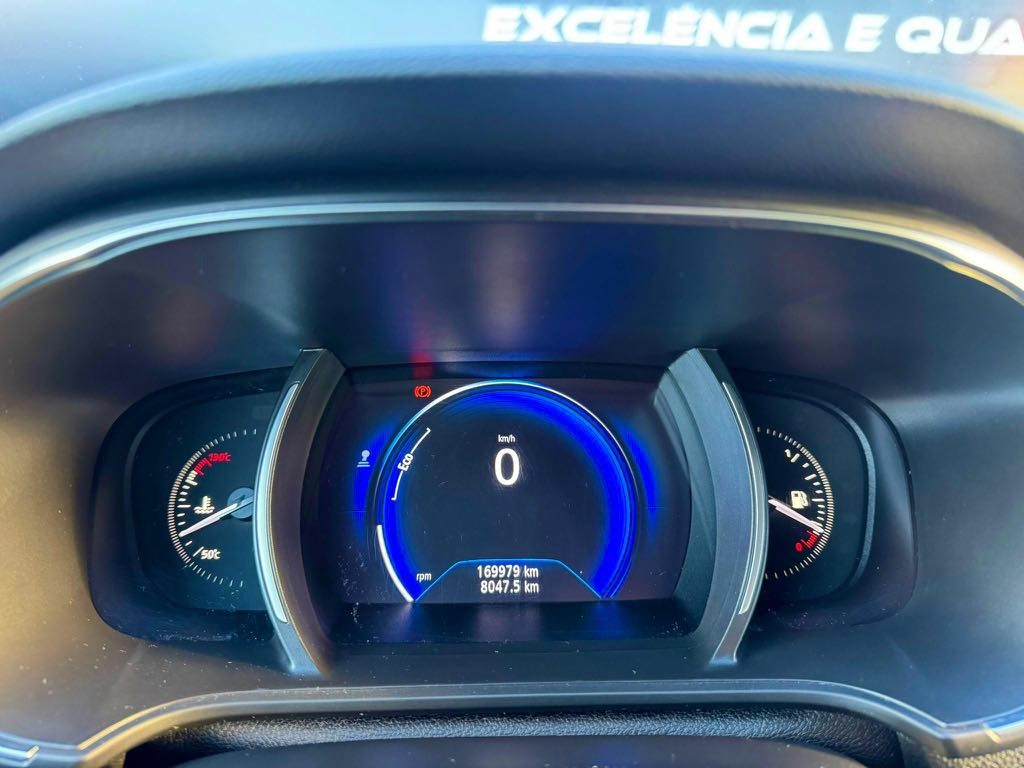 renault-megane-sport-tourer-2018-diesel-1461cc