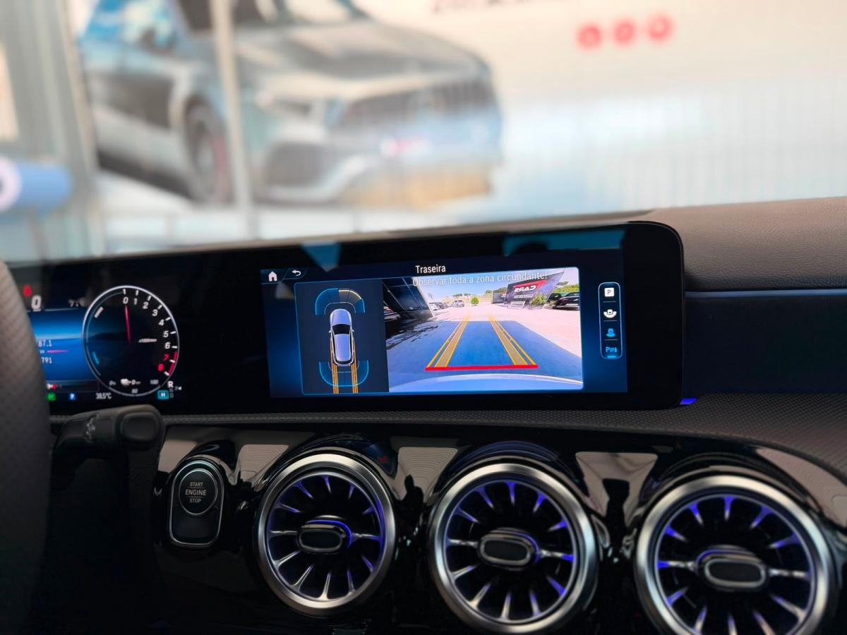 mercedes-benz-classe-a-2023-hibrido-a-gasolina-1332cc