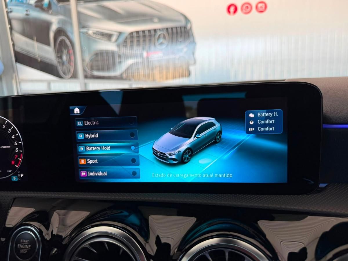 mercedes-benz-classe-a-2023-hibrido-a-gasolina-1332cc