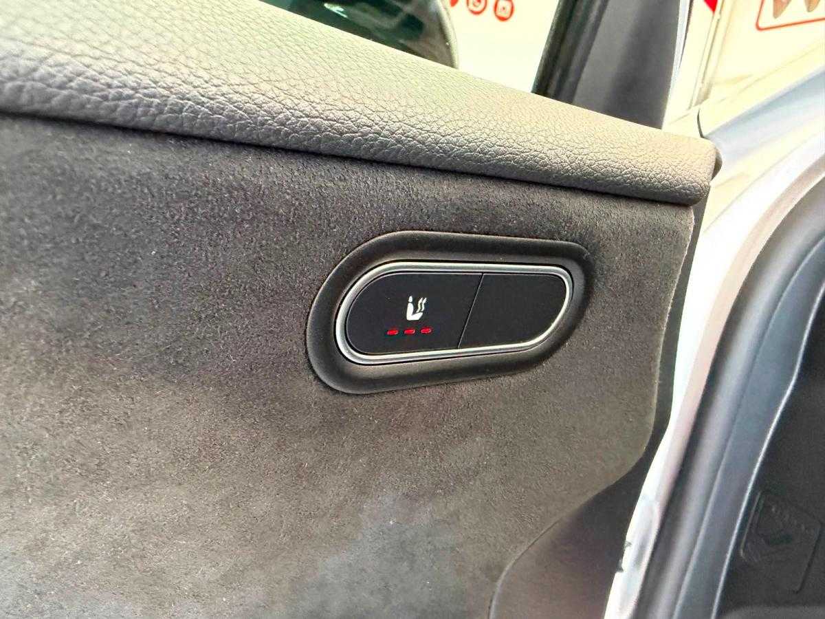 mercedes-benz-classe-a-2023-hibrido-a-gasolina-1332cc