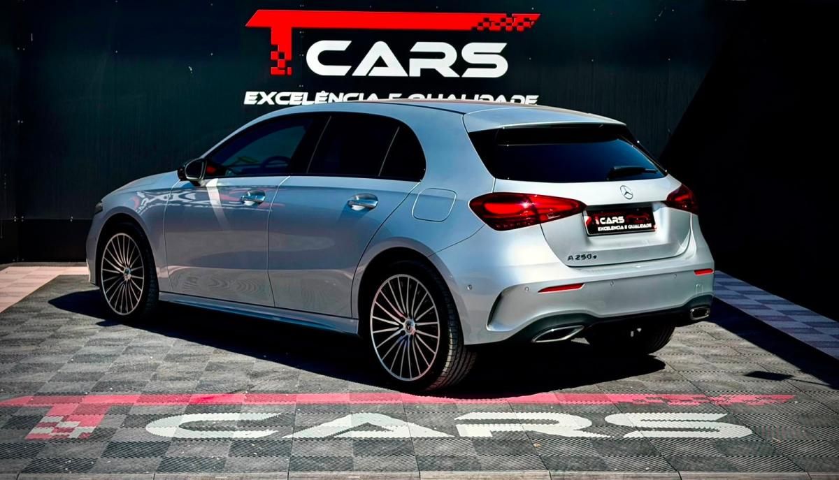 mercedes-benz-classe-a-2023-hibrido-a-gasolina-1332cc