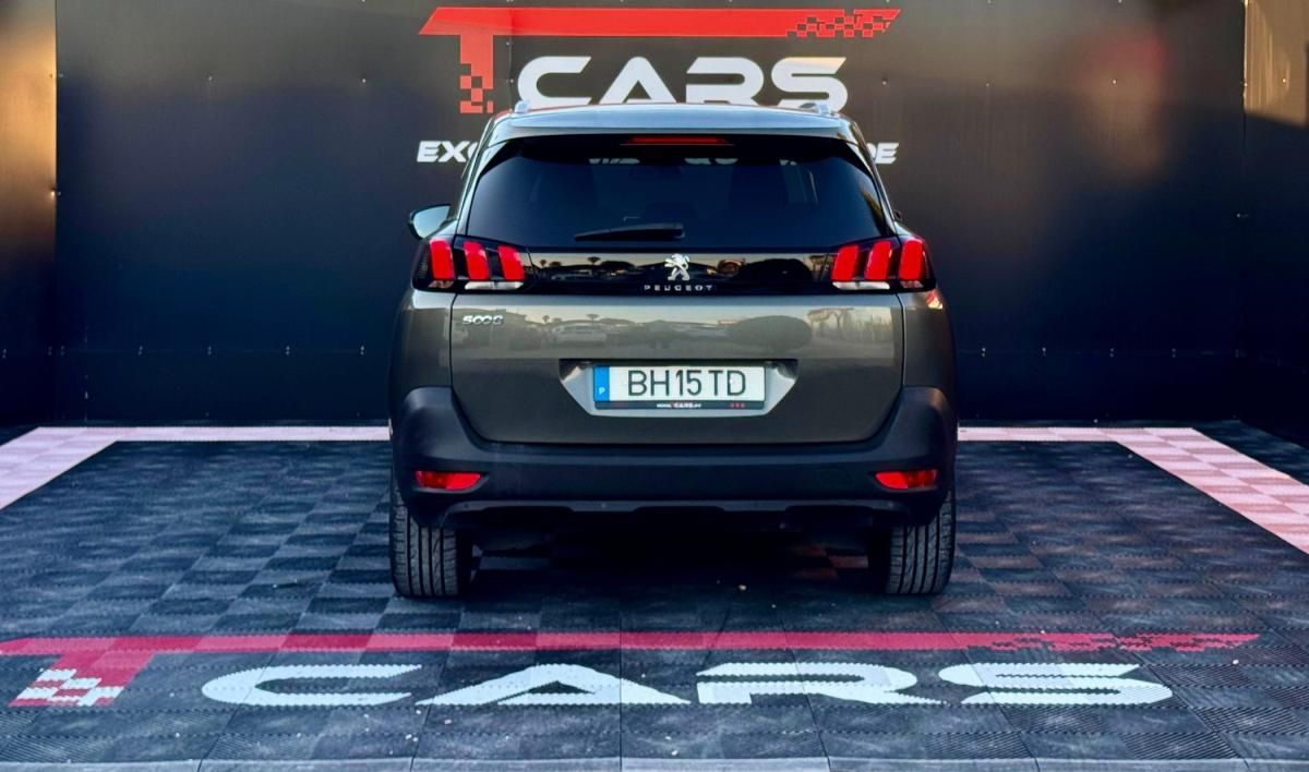 peugeot-5008-2020-diesel-1499cc