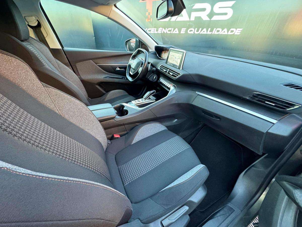 peugeot-5008-2020-diesel-1499cc