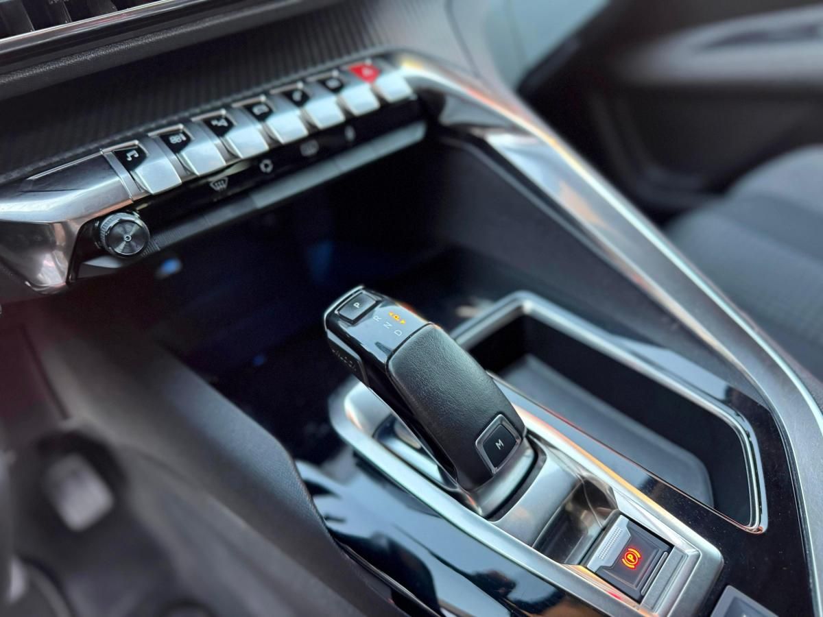 peugeot-5008-2020-diesel-1499cc