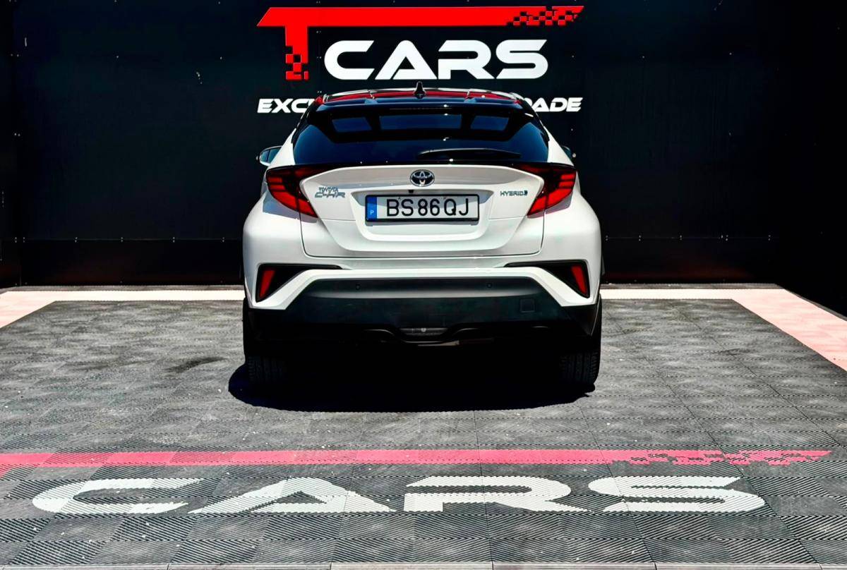 toyota-c-hr-2022-hibrido-a-gasolina-1798cc