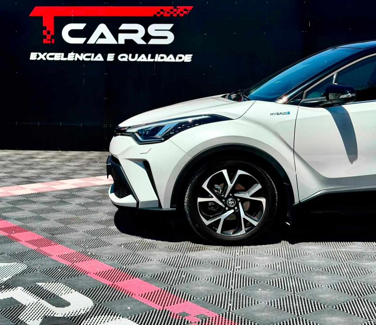 toyota-c-hr-2022-hibrido-a-gasolina-1798cc