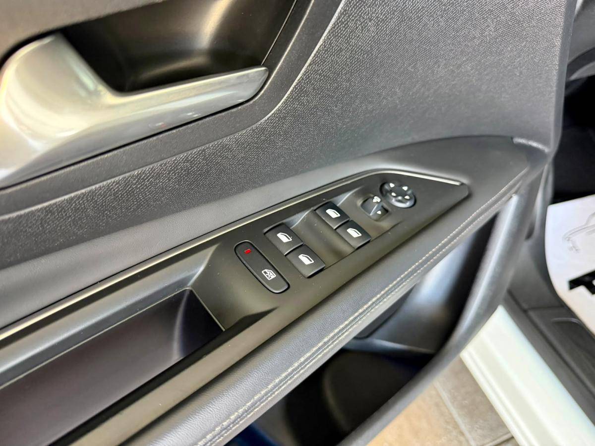 peugeot-3008-2018-diesel-1560cc
