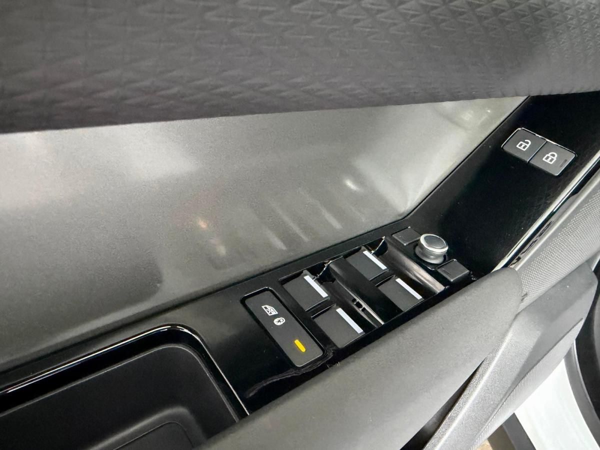 land-rover-range-rover-velar-2022-hibrido-a-gasolina-1997cc