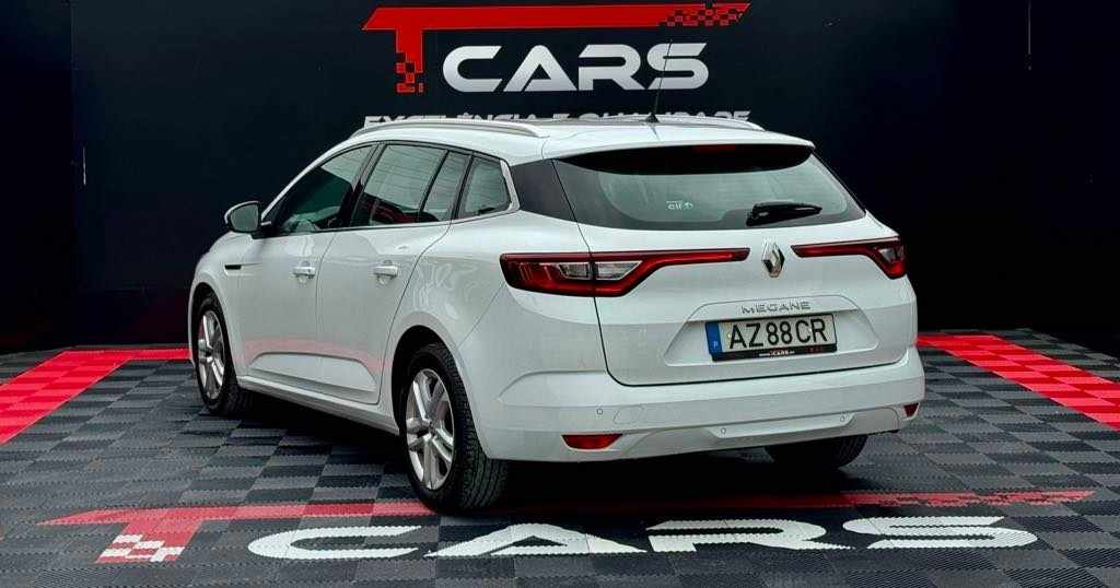 renault-megane-sport-tourer-2019-diesel-1461cc