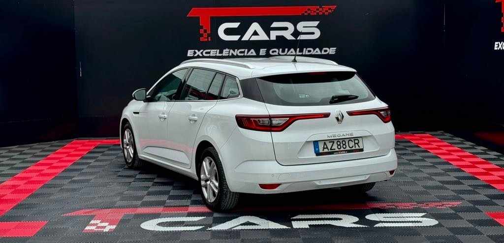 renault-megane-sport-tourer-2019-diesel-1461cc