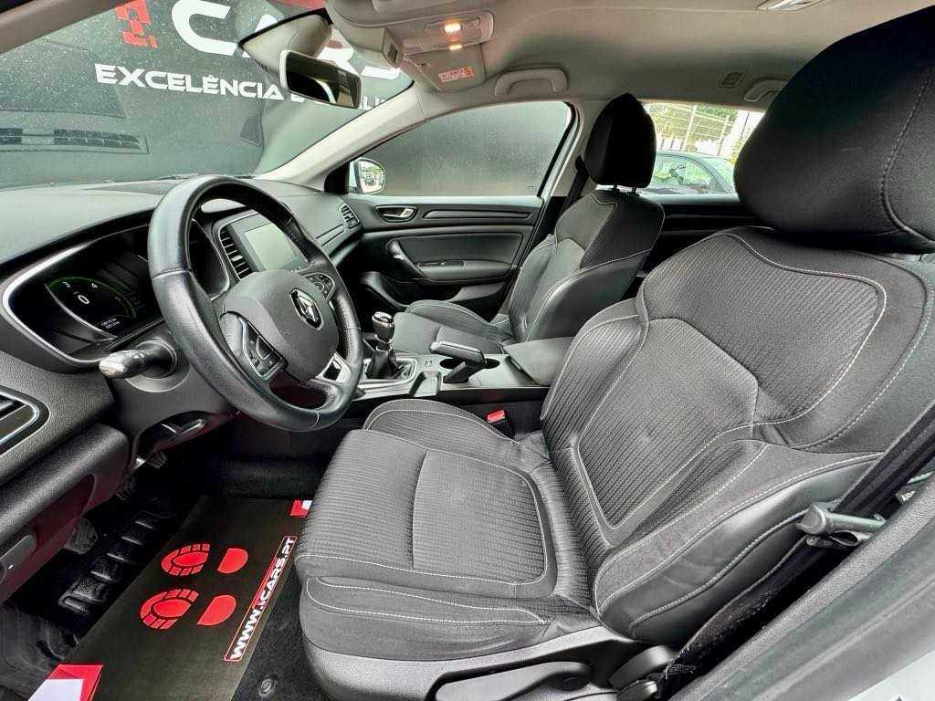 renault-megane-sport-tourer-2019-diesel-1461cc