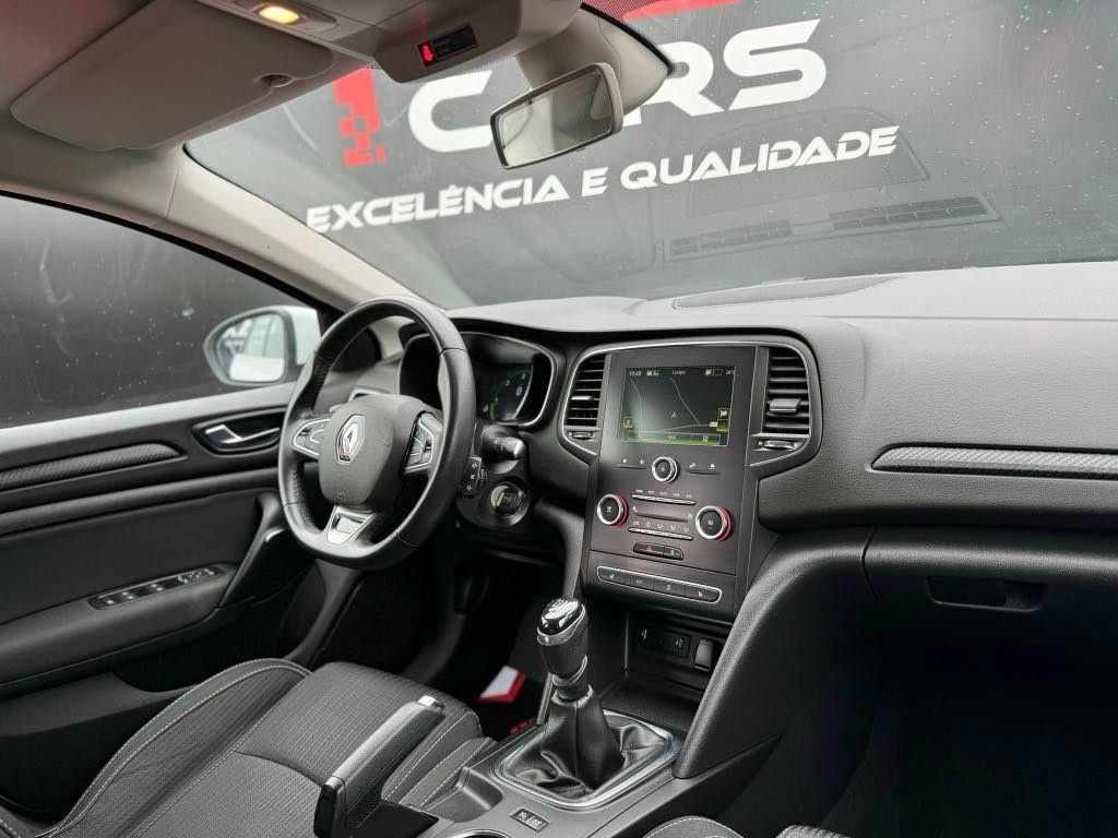 renault-megane-sport-tourer-2019-diesel-1461cc