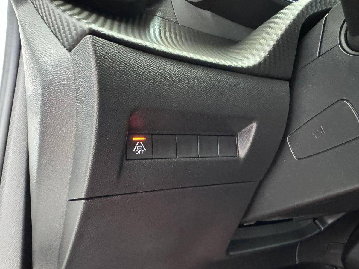 peugeot-2008-2021-gasolina-1199cc