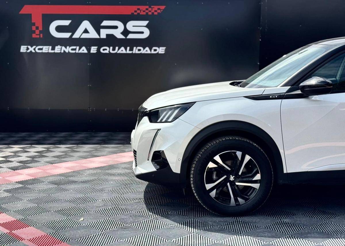 peugeot-2008-2021-gasolina-1199cc
