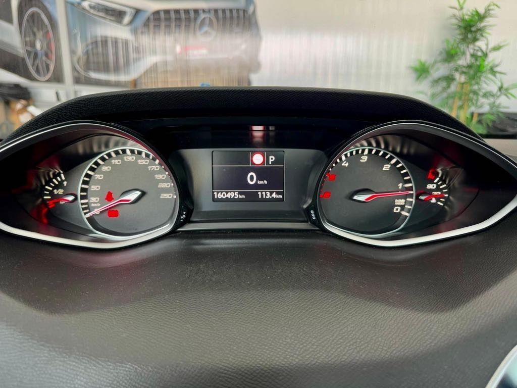 peugeot-308-sw-2019-diesel-1499cc