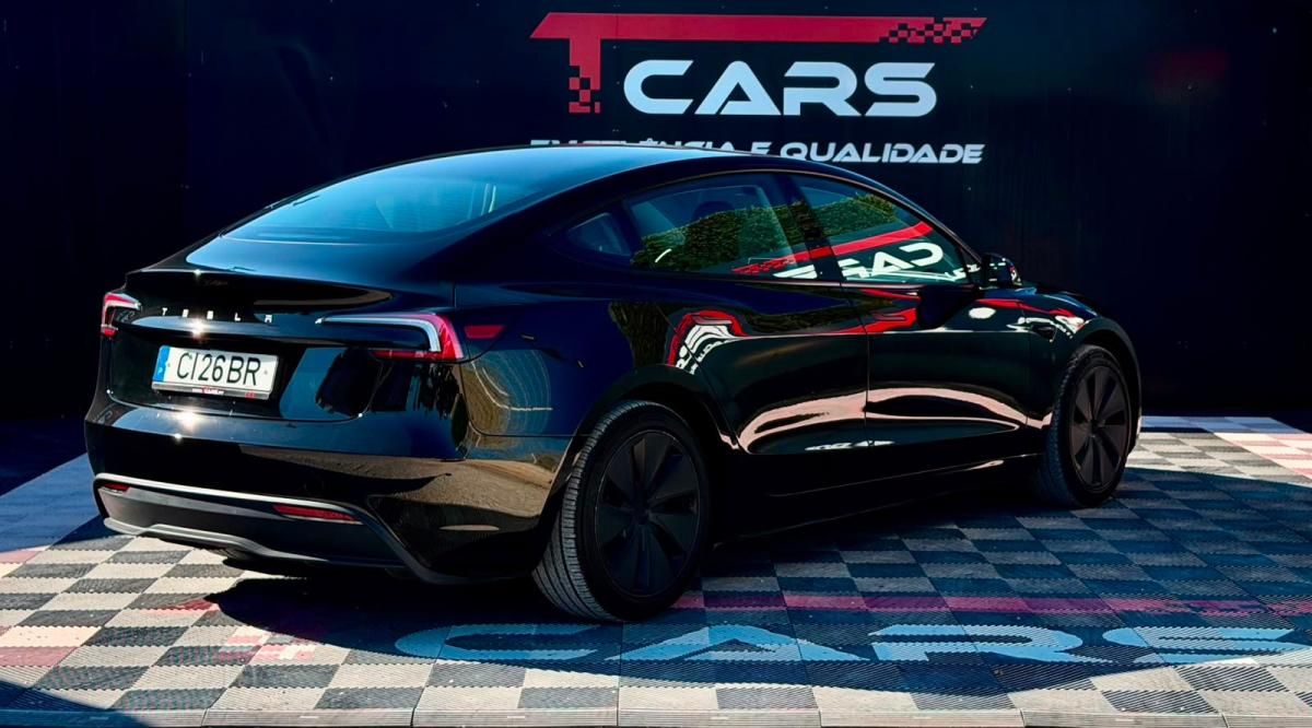 tesla-model-3-2024-eletrico-500cc