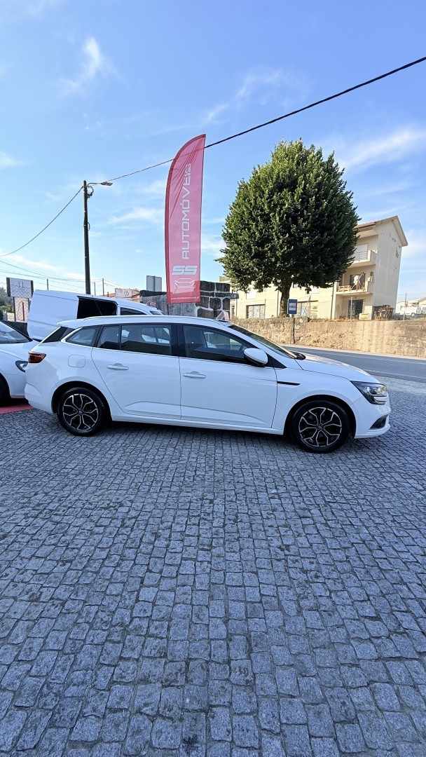 renault-megane-sport-tourer-2020-diesel-1461cc