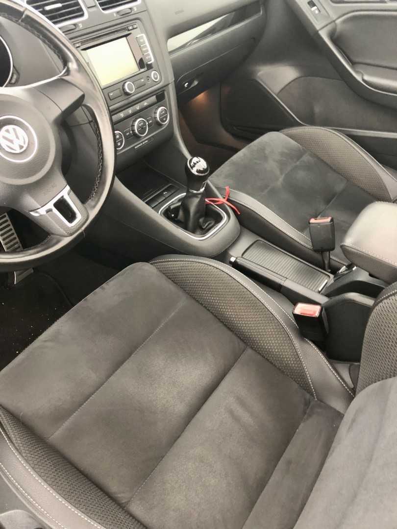 volkswagen-golf-cabriolet-2013-diesel-1598cc