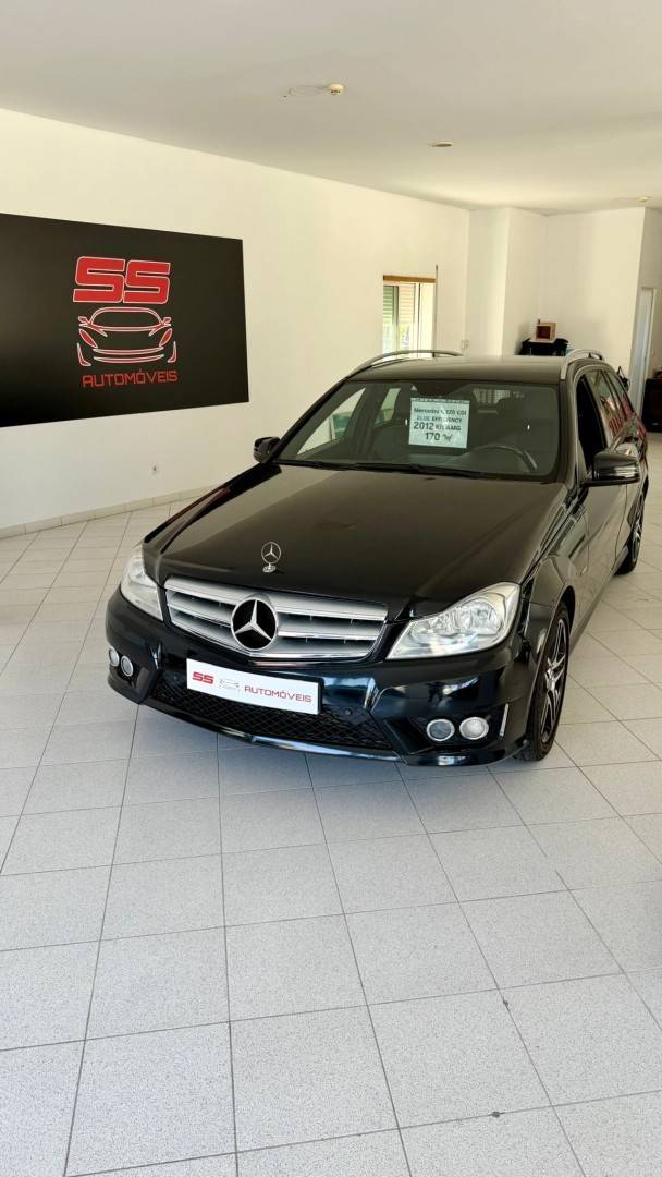 mercedes-benz-220-2012-diesel-2143cc