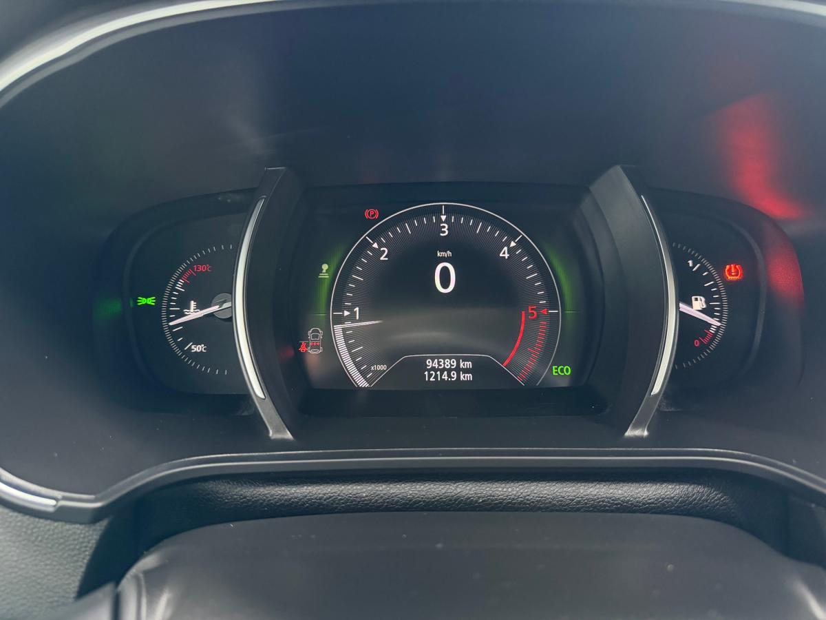 renault-megane-sport-tourer-2020-diesel-1461cc