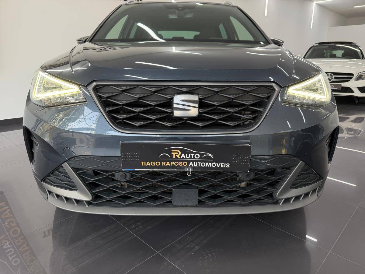 seat-arona-2023-gasolina-999cc