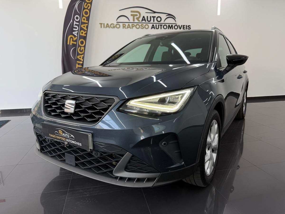 seat-arona-2023-gasolina-999cc