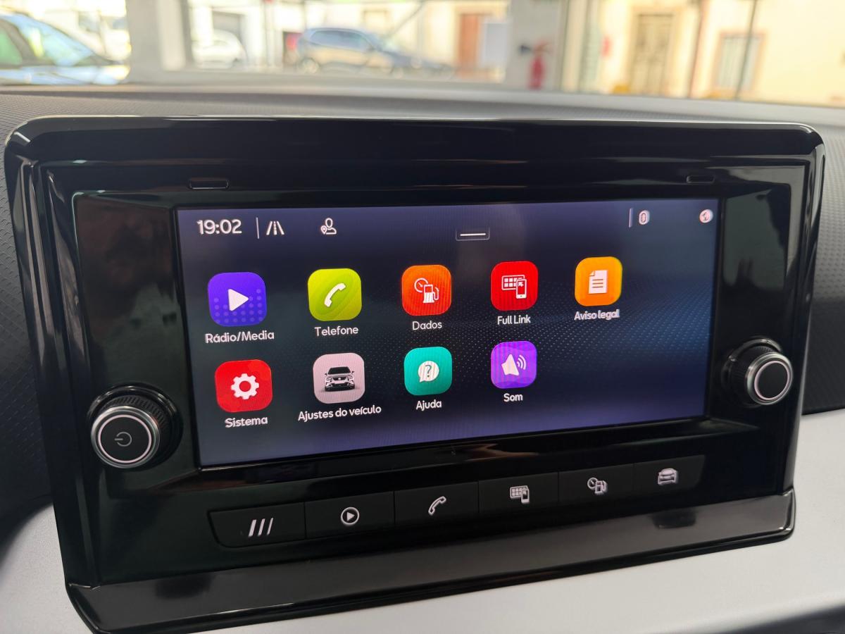 seat-arona-2023-gasolina-999cc