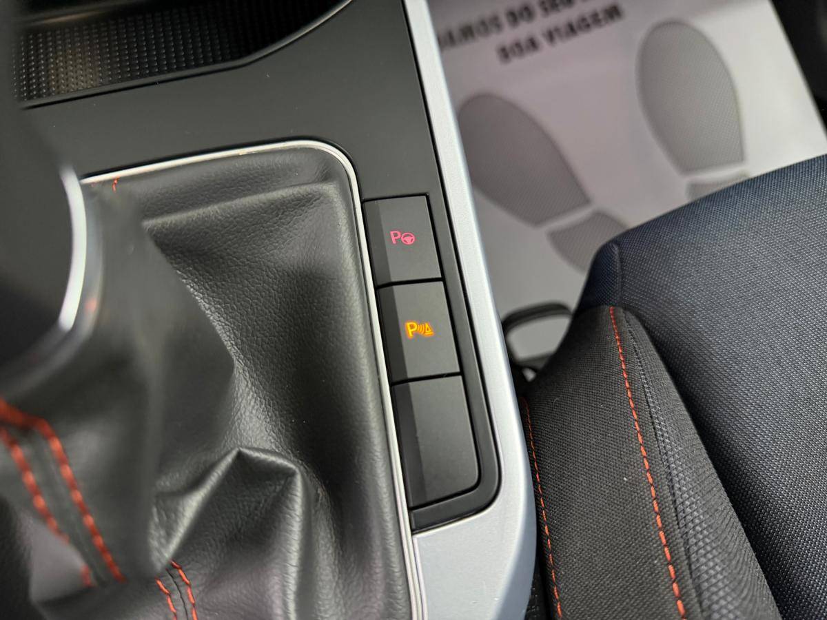 seat-arona-2023-gasolina-999cc