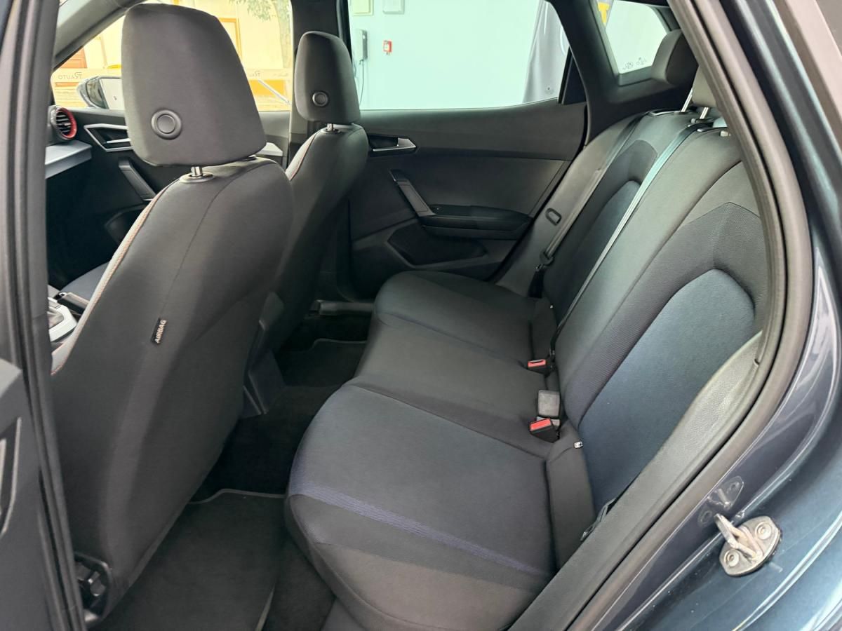 seat-arona-2023-gasolina-999cc