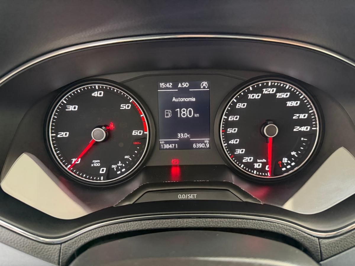 seat-arona-2019-diesel-1598cc