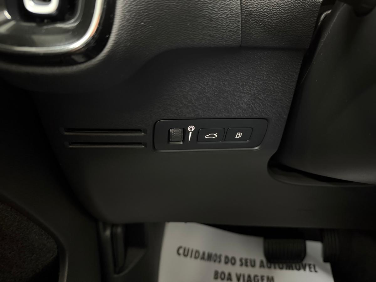 volvo-xc40-2022-hibrido-a-gasolina-1477cc