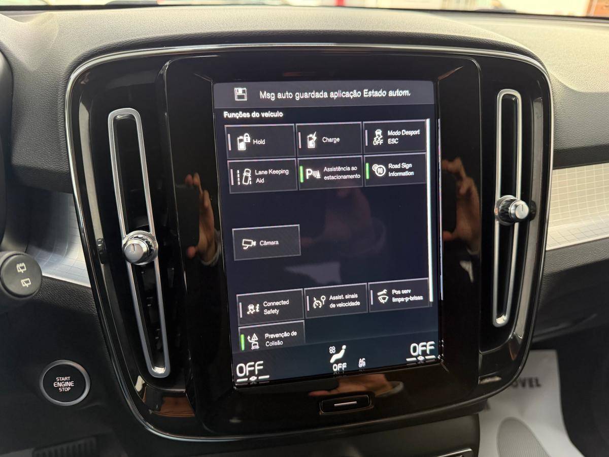 volvo-xc40-2022-hibrido-a-gasolina-1477cc