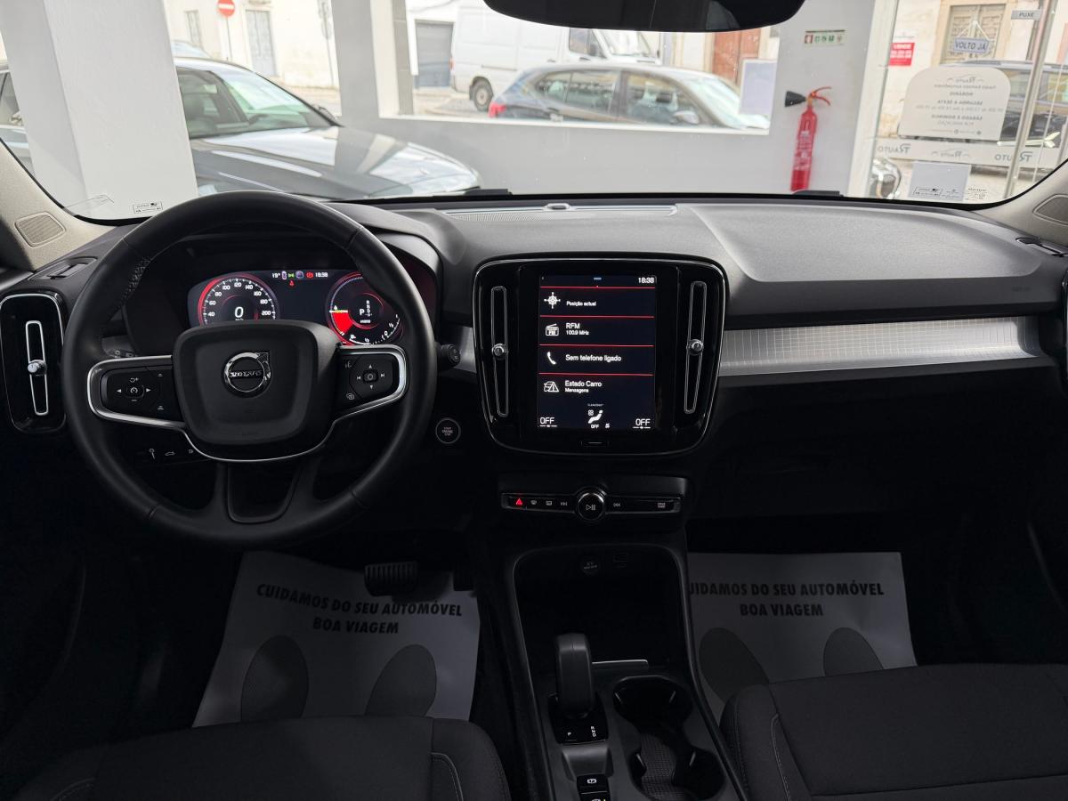 volvo-xc40-2022-hibrido-a-gasolina-1477cc