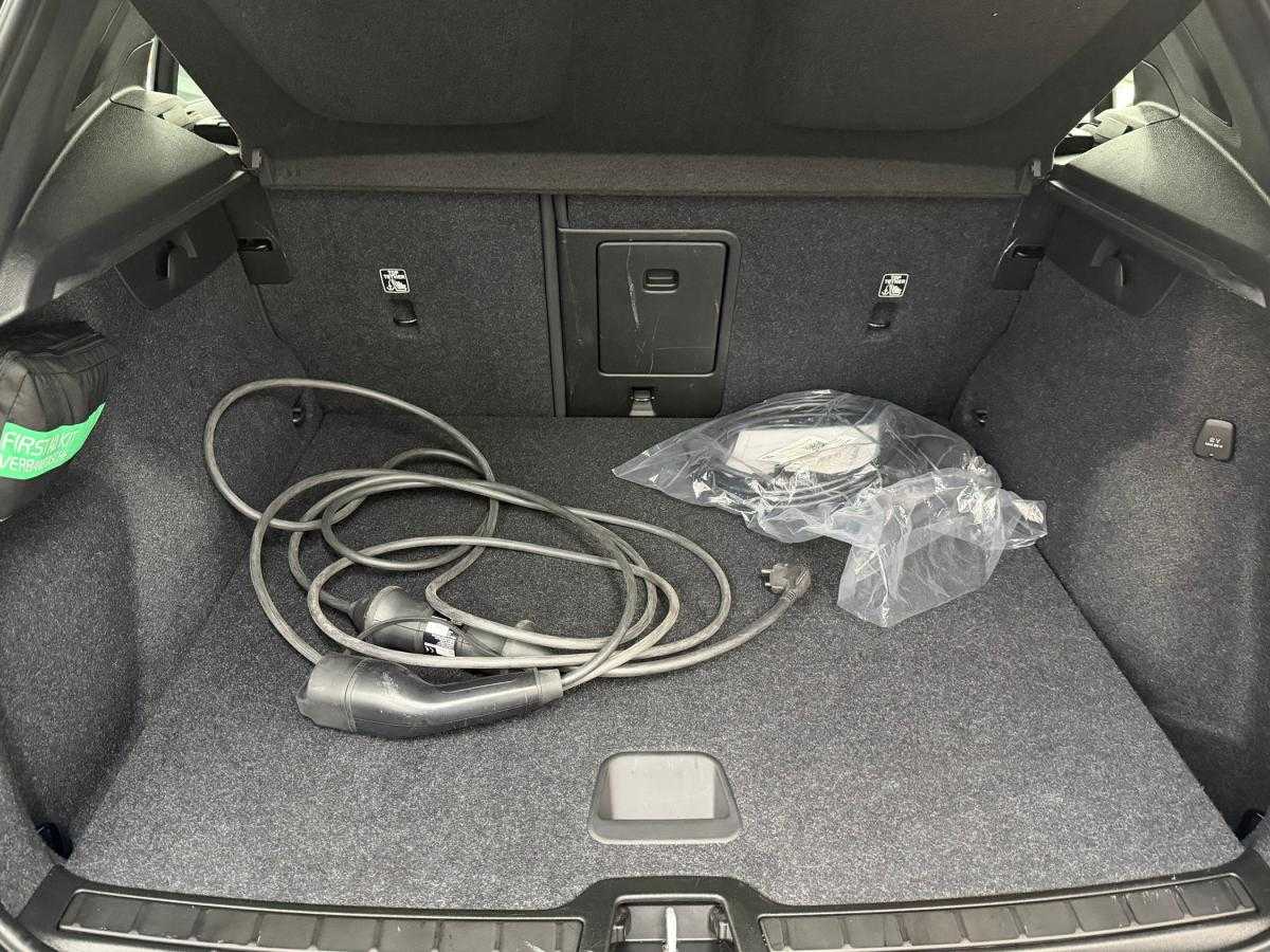volvo-xc40-2022-hibrido-a-gasolina-1477cc