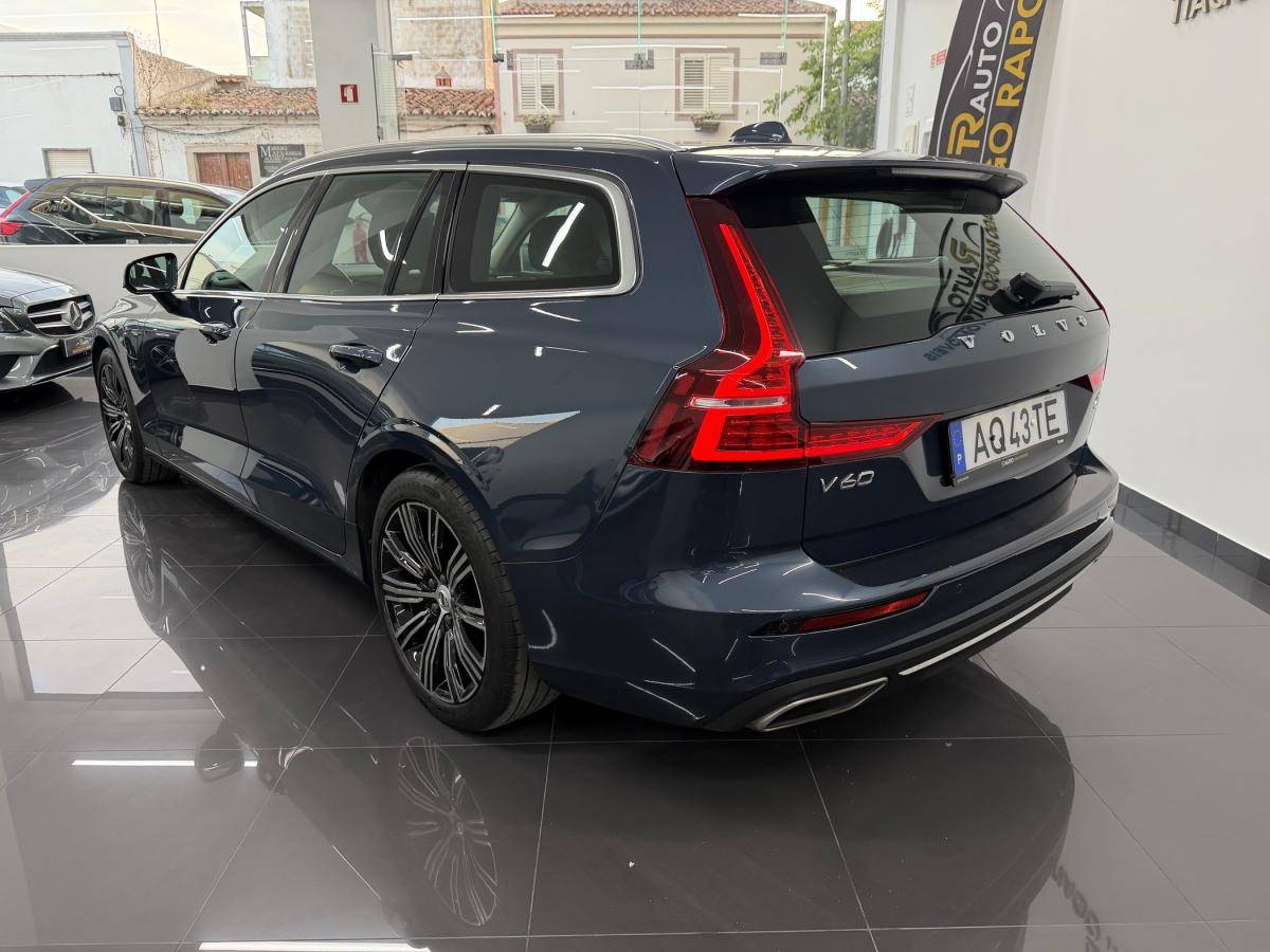 volvo-v60-2022-hibrido-a-gasolina-1969cc