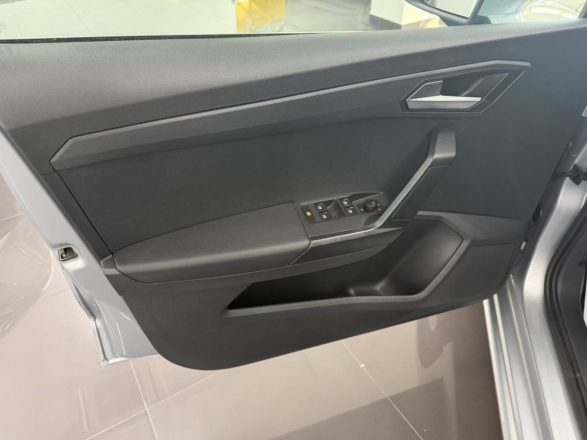 seat-ibiza-2024-gasolina-999cc