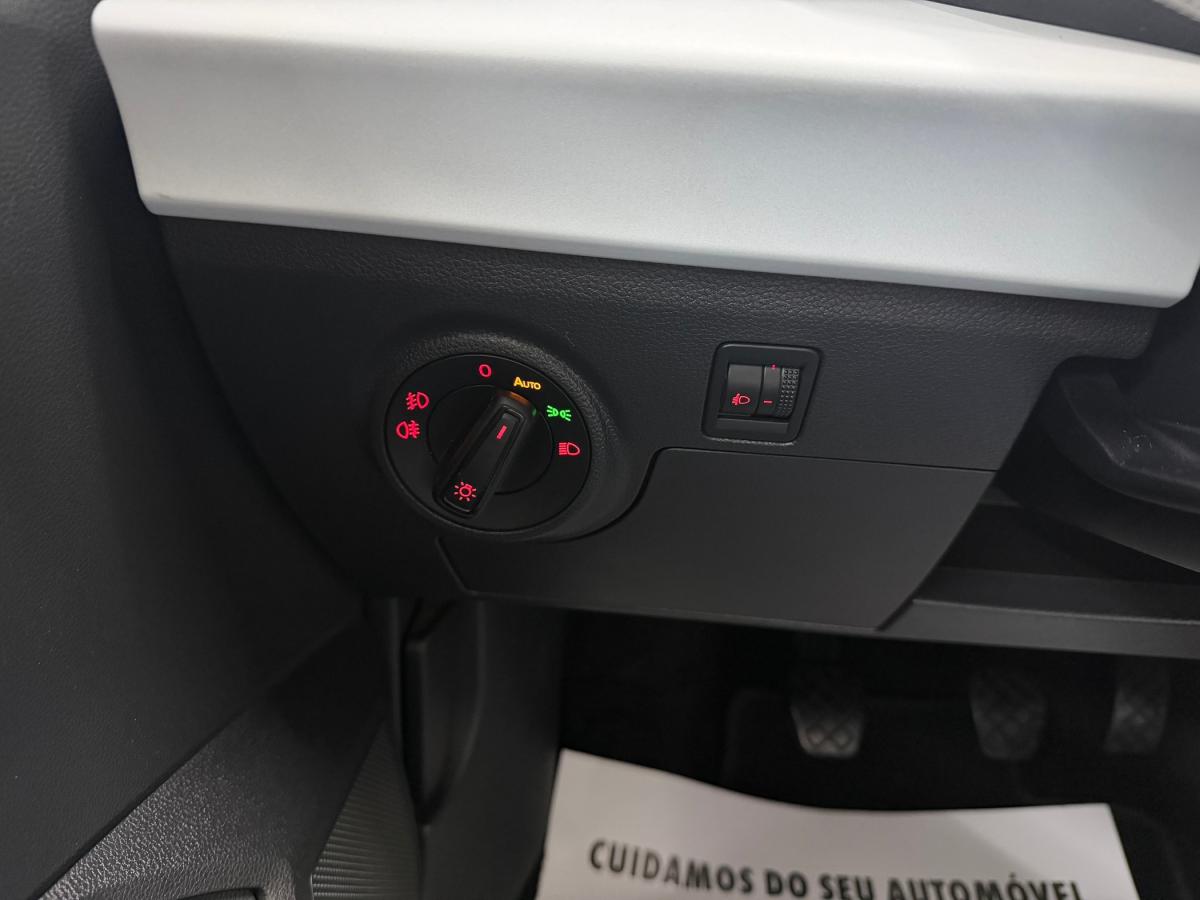 seat-ibiza-2024-gasolina-999cc
