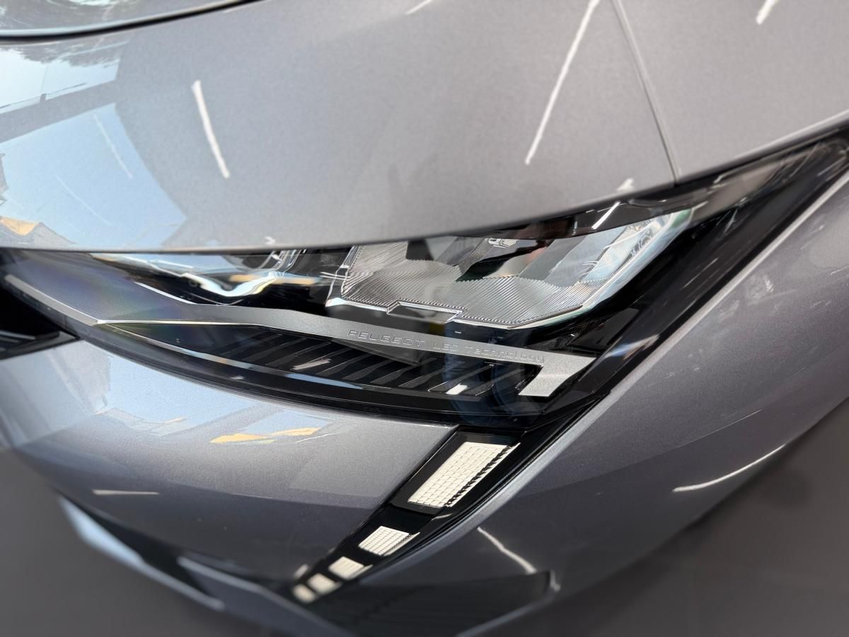 peugeot-308-sw-2023-diesel-1499cc