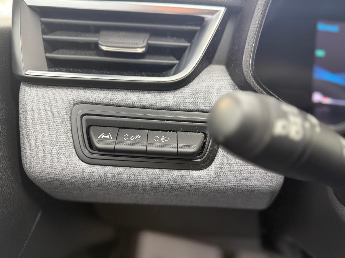 mitsubishi-colt-2024-gasolina-999cc