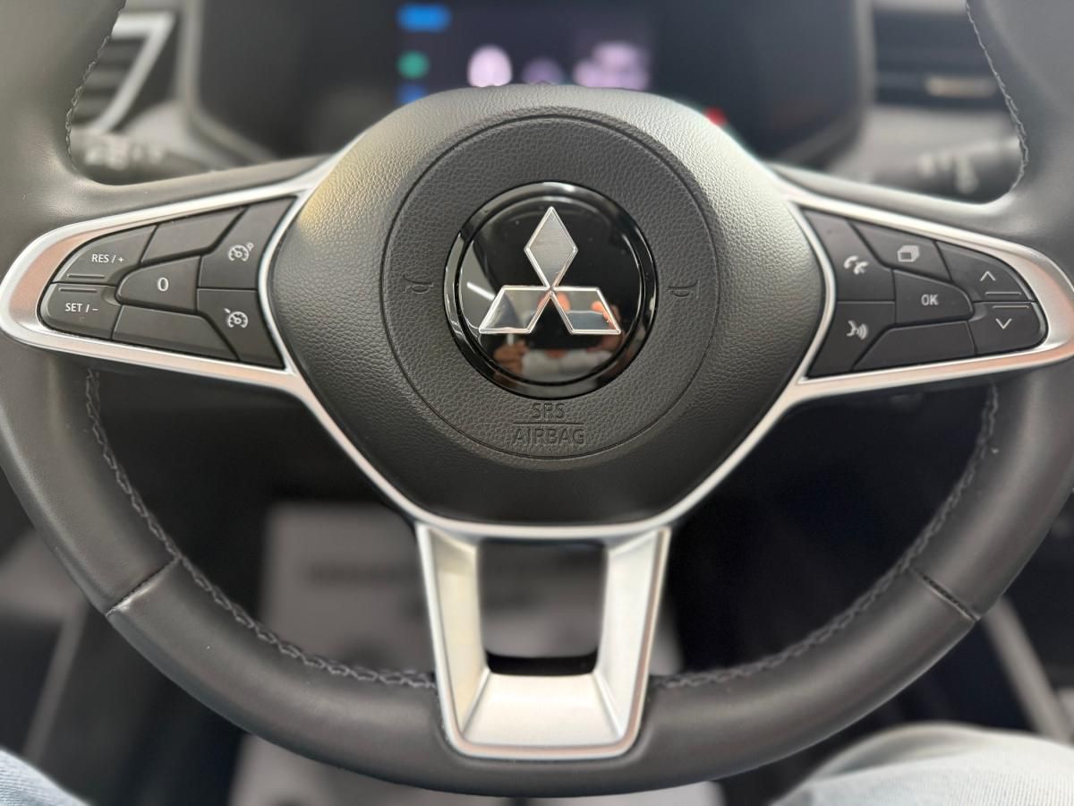 mitsubishi-colt-2024-gasolina-999cc