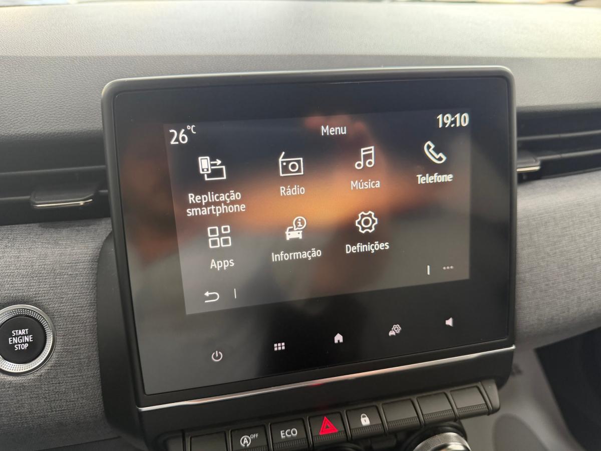 mitsubishi-colt-2024-gasolina-999cc
