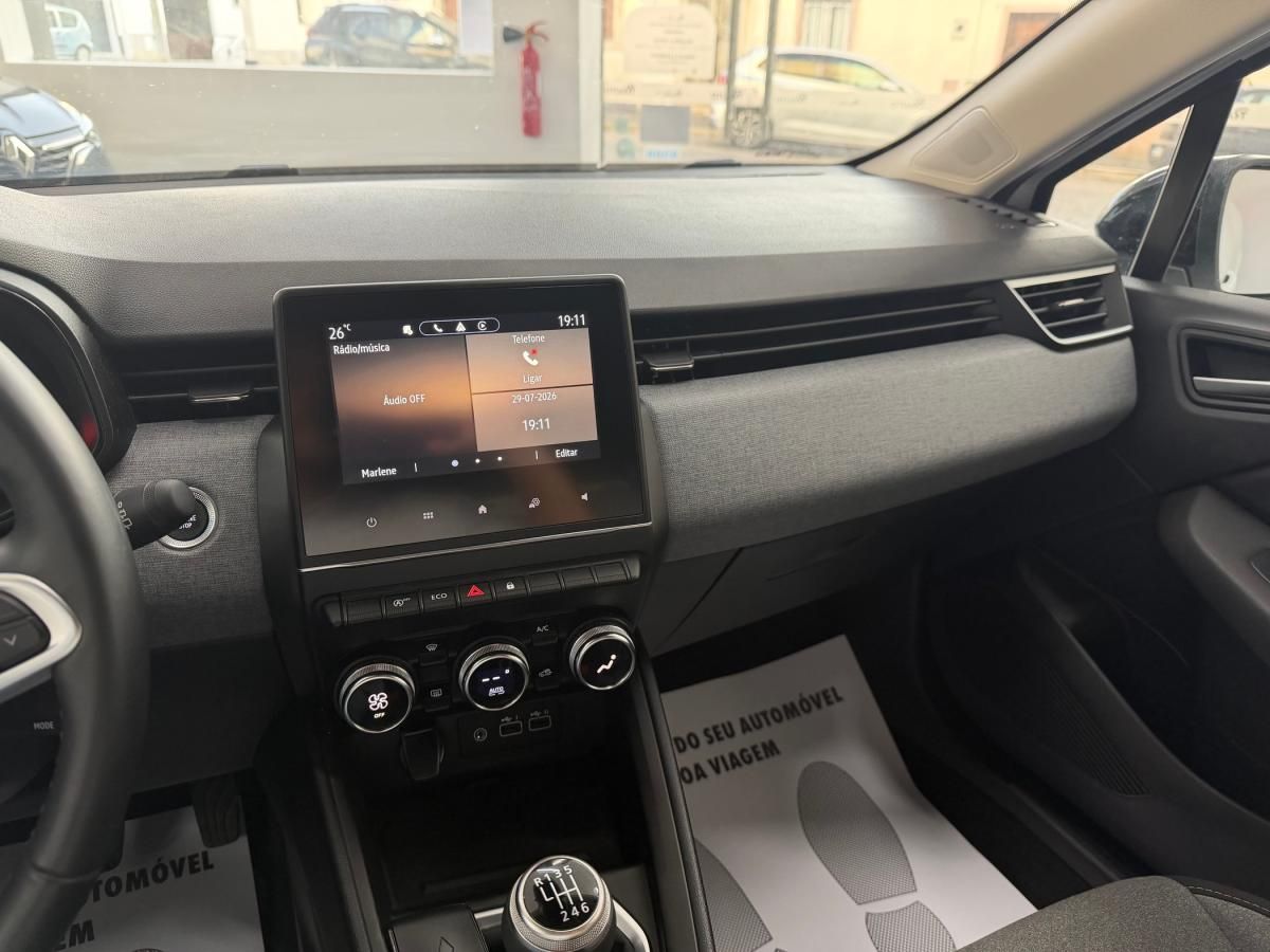 mitsubishi-colt-2024-gasolina-999cc