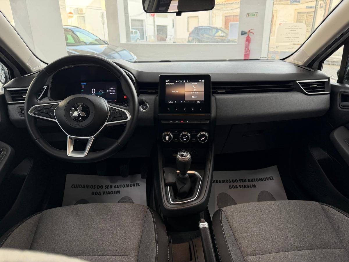 mitsubishi-colt-2024-gasolina-999cc