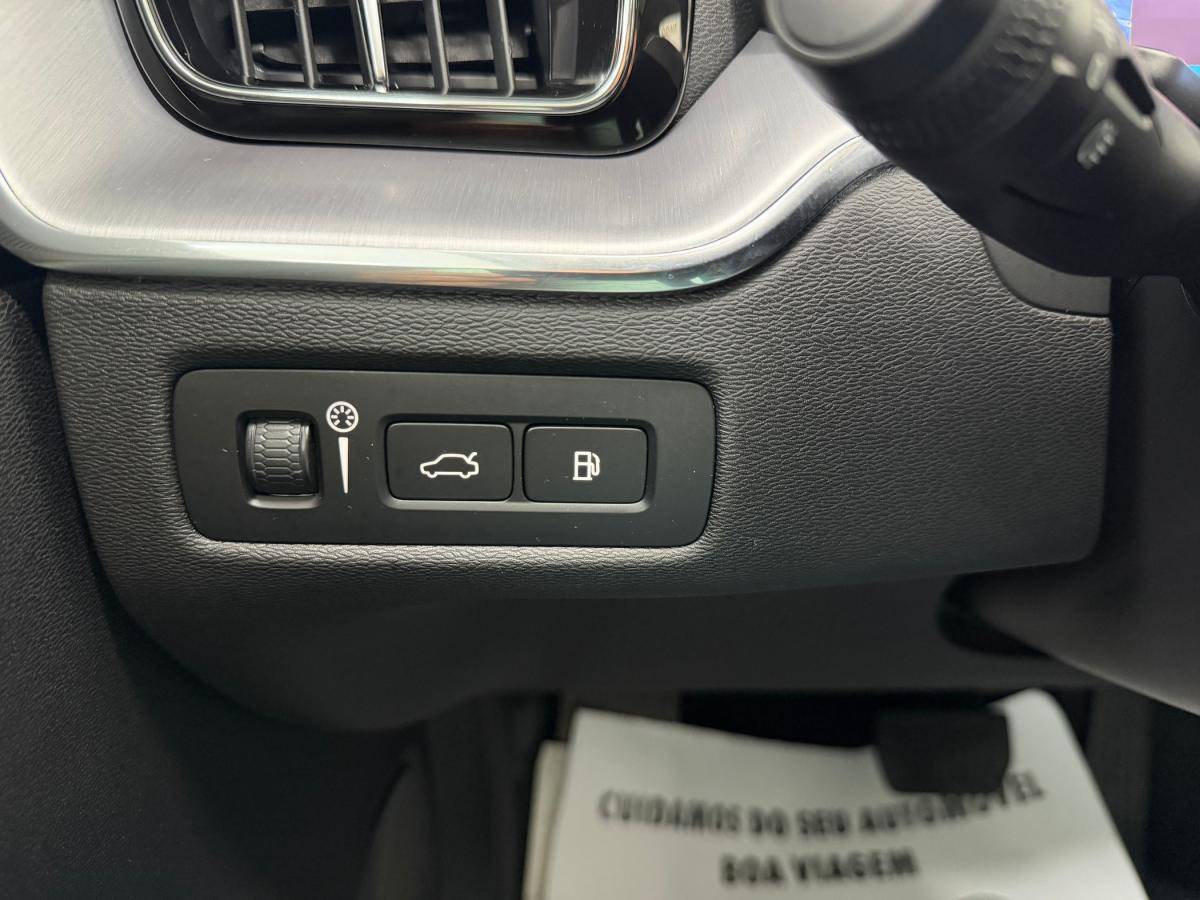 volvo-xc60-2022-hibrido-a-gasolina-1969cc