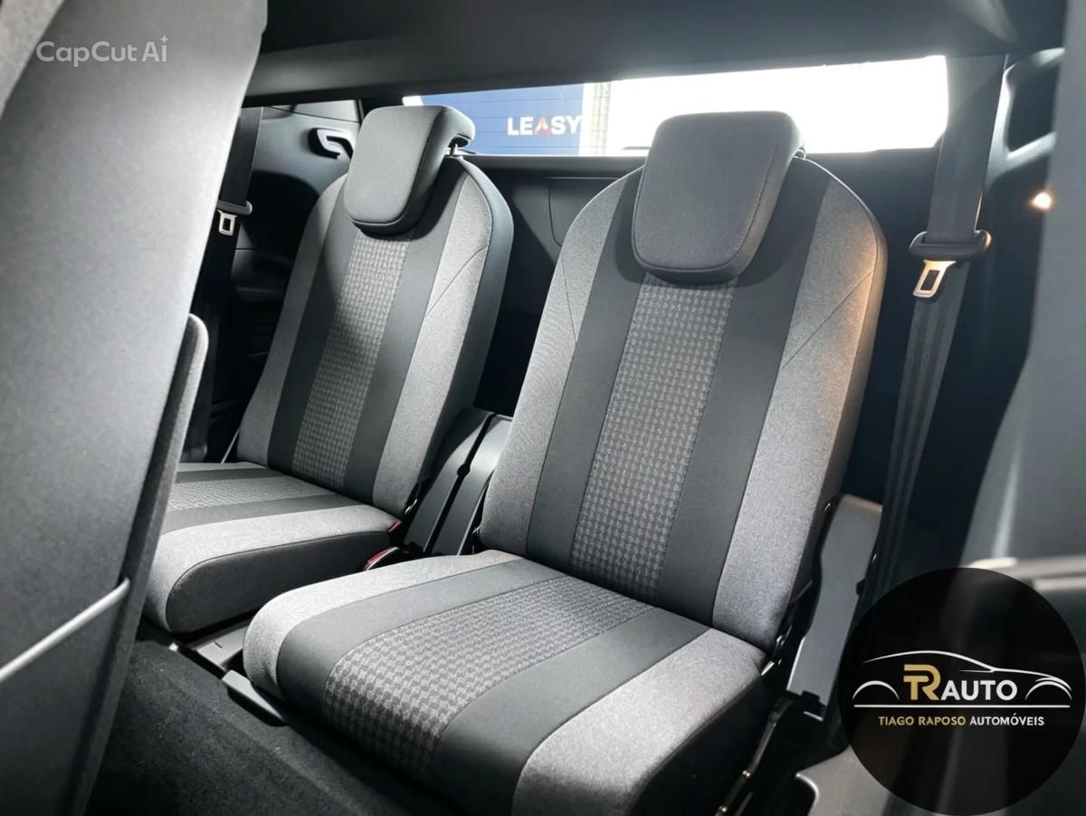 peugeot-5008-2022-diesel-1499cc