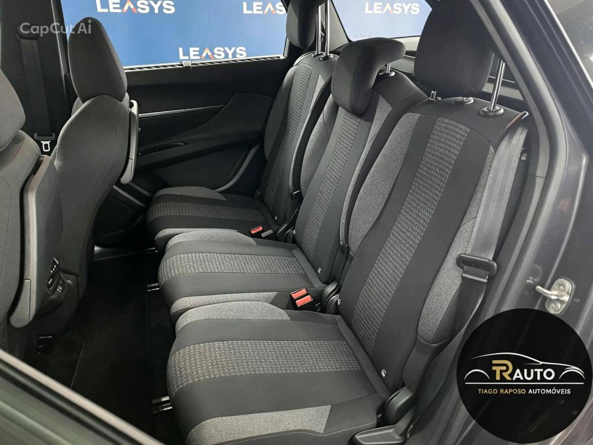 peugeot-5008-2022-diesel-1499cc