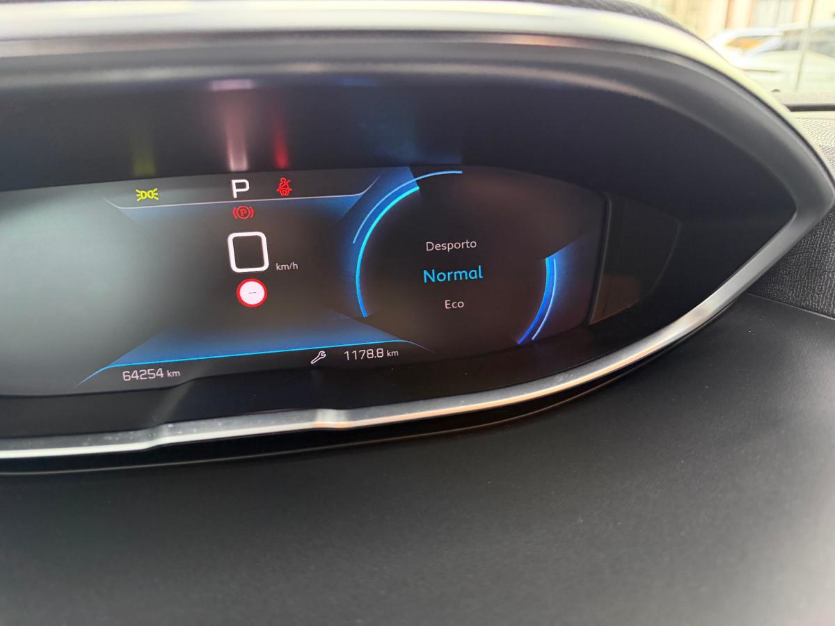 peugeot-5008-2022-diesel-1499cc