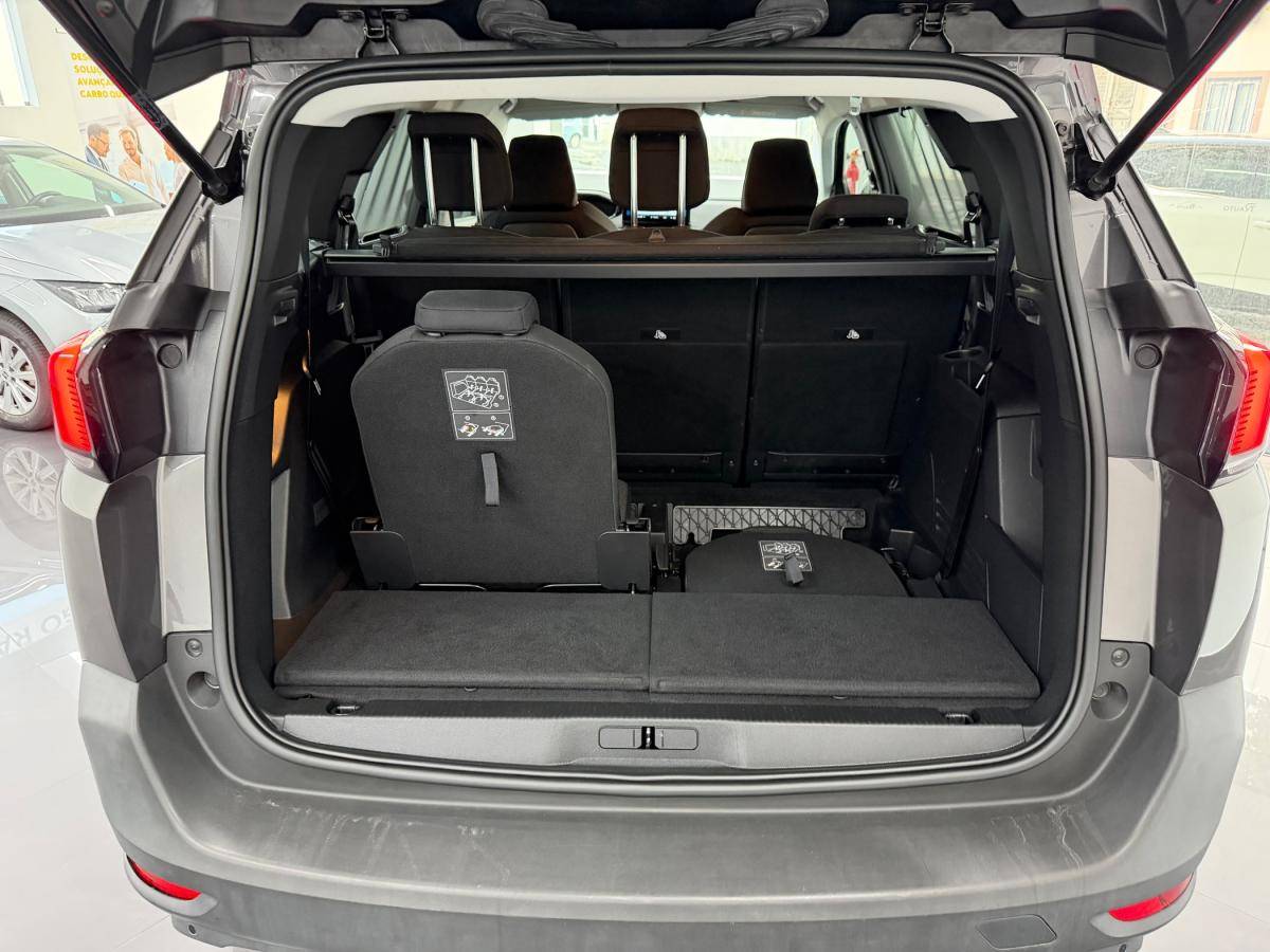 peugeot-5008-2022-diesel-1499cc